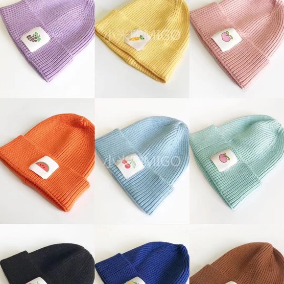 Knitted cap - Picture 1 of 1